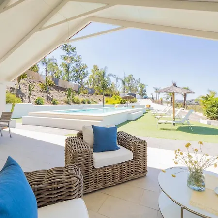 Cubo's Loft Monte Perdido Villa